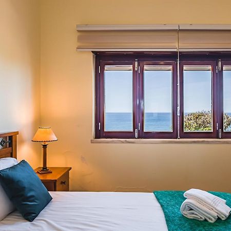 Casa A Beira Mar - Countryhouse With Ocean View São Pedro da Cadeira Esterno foto