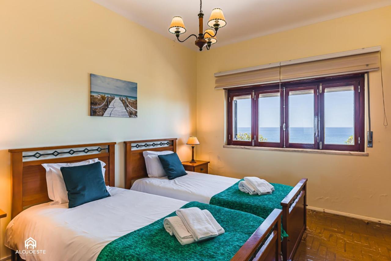 Casa A Beira Mar - Countryhouse With Ocean View São Pedro da Cadeira Esterno foto