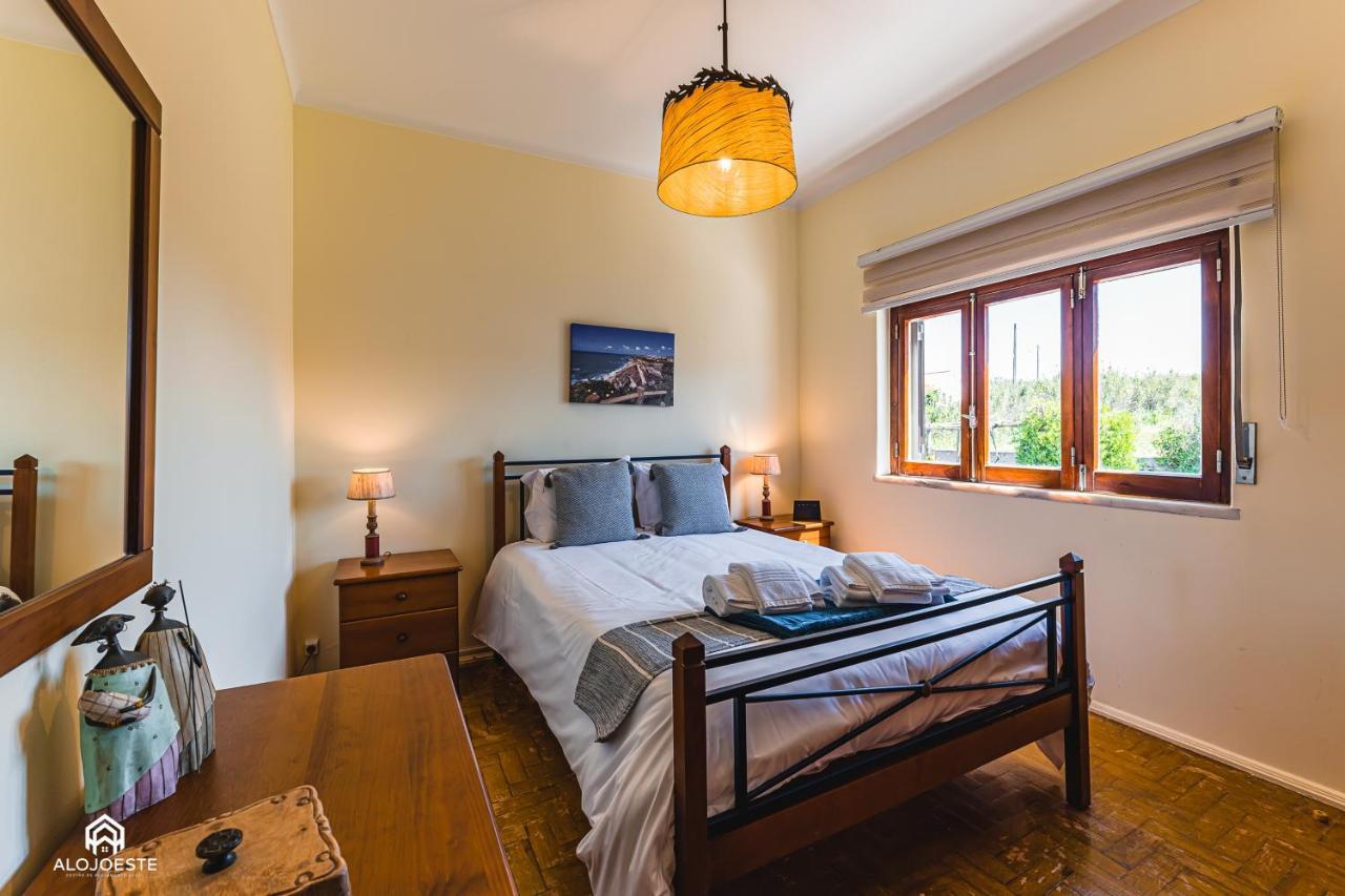 Casa A Beira Mar - Countryhouse With Ocean View São Pedro da Cadeira Esterno foto