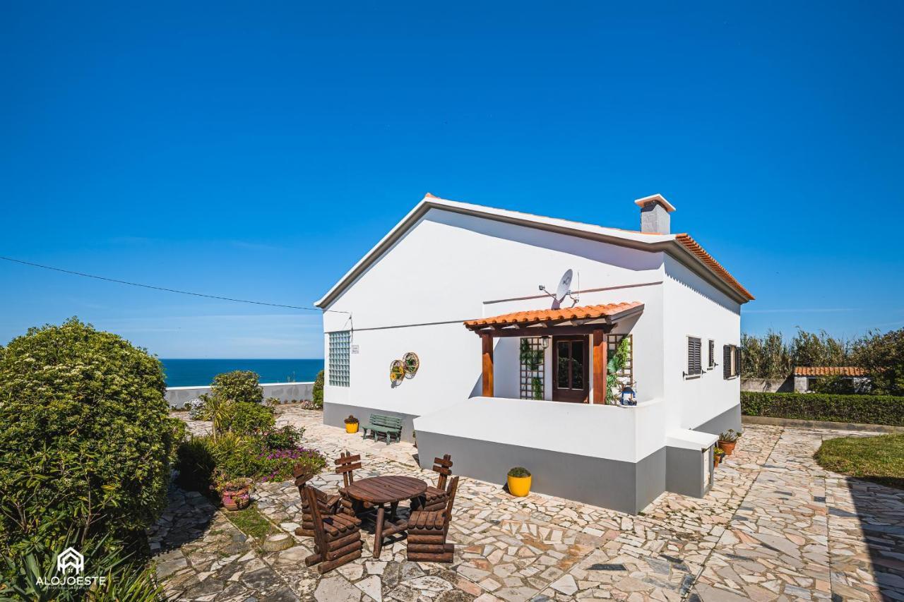 Casa A Beira Mar - Countryhouse With Ocean View São Pedro da Cadeira Esterno foto