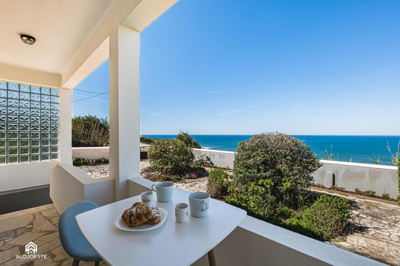 Casa A Beira Mar - Countryhouse With Ocean View São Pedro da Cadeira Esterno foto