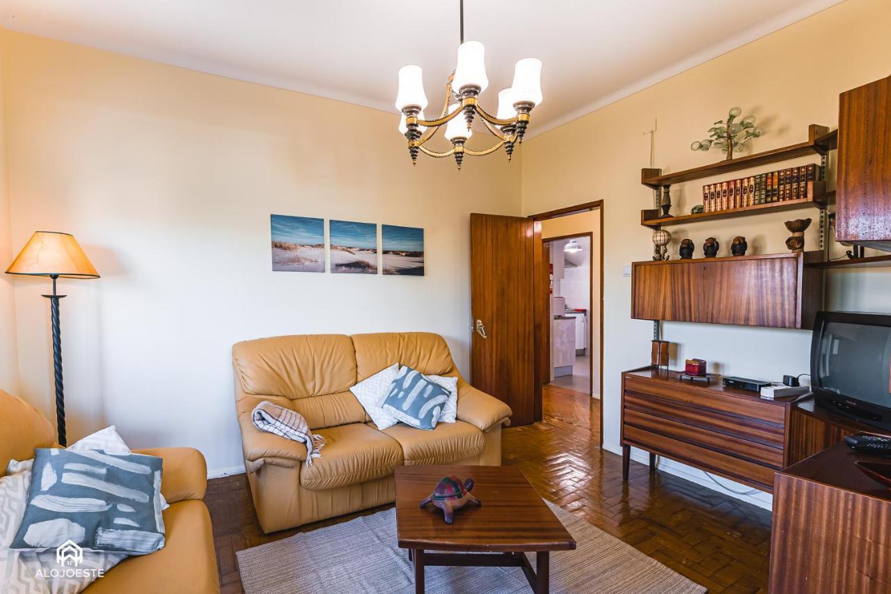 Casa A Beira Mar - Countryhouse With Ocean View São Pedro da Cadeira Esterno foto